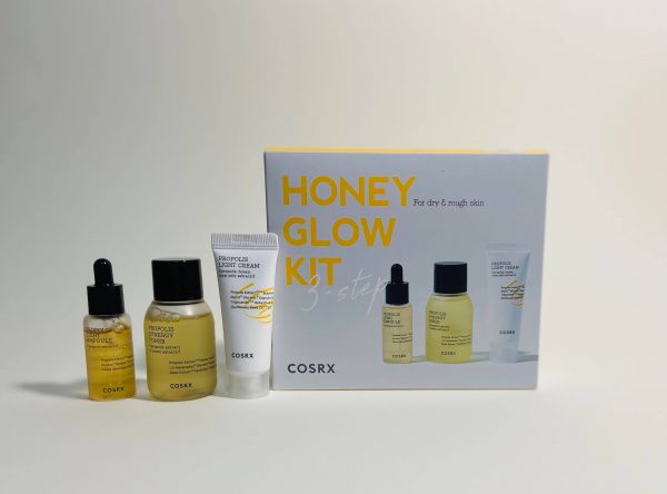 Set pentru hidratare intensă a tenului problematic / sensibil Cosrx Full Fit Honey Glow Kit