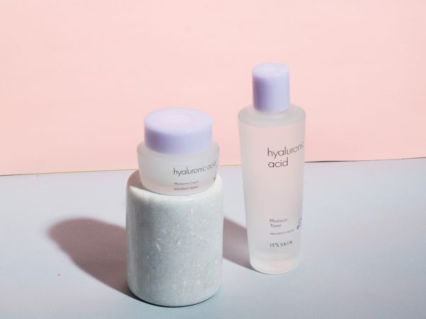 Toner cu acid hialuronic IT_S SKIN Hyaluronic Acid Moisture Toner + Cremă de față hidratantă cu acid hialuronic It’s skin , Hyaluronic Acid Moisture Cream